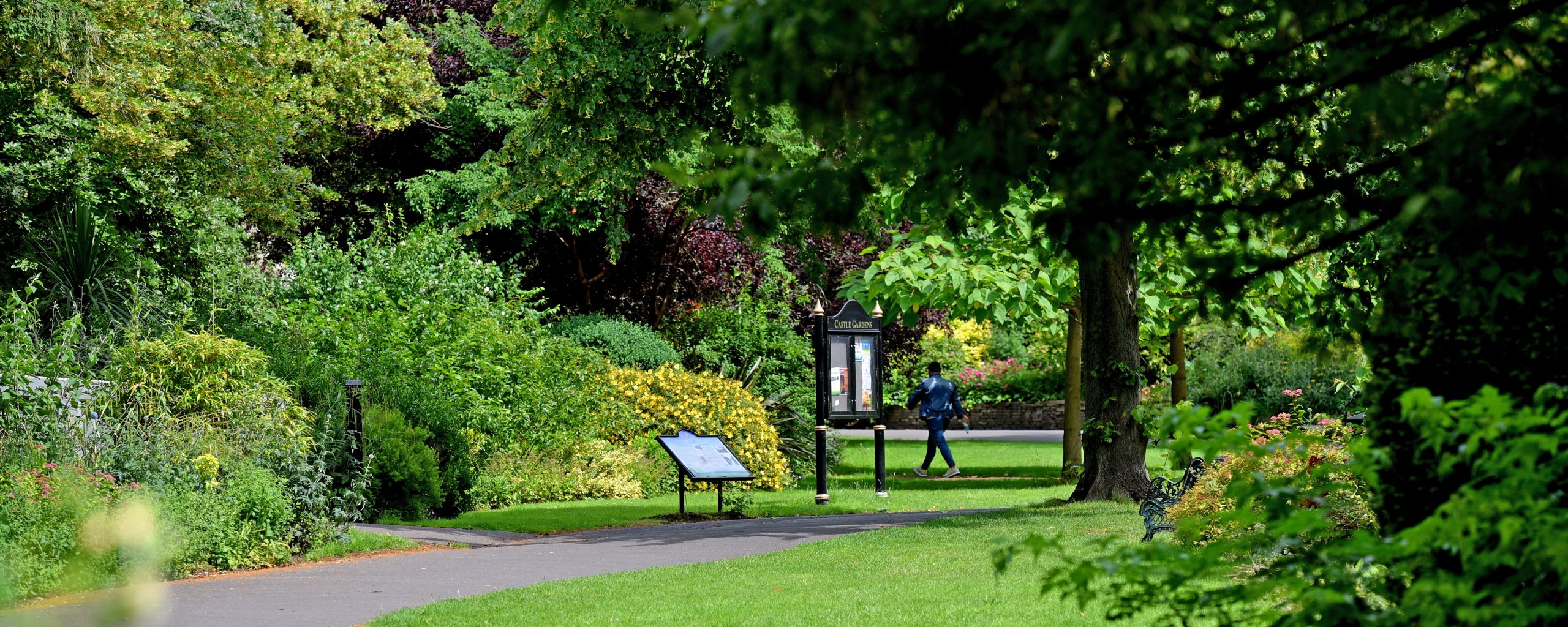 A scene of a park in Leicester city centre.