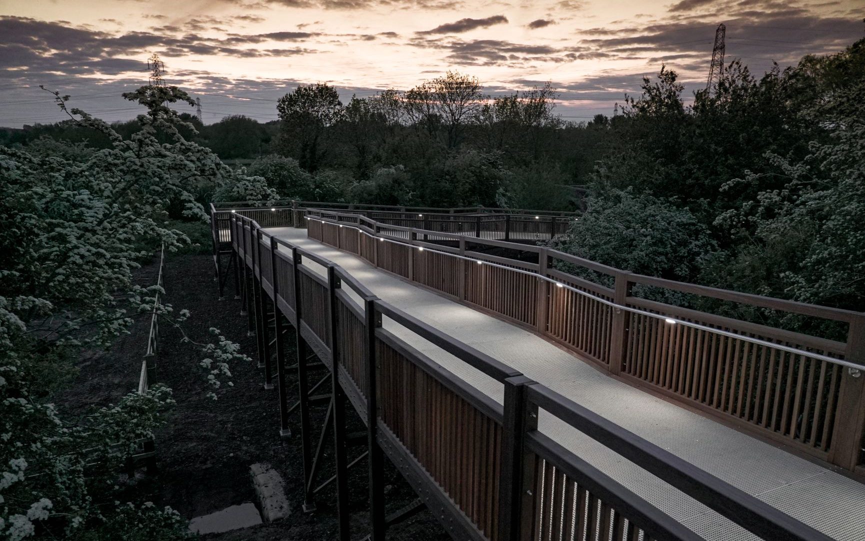 Walking and cycling route at Marden Lane, Leicester, at dusk.
